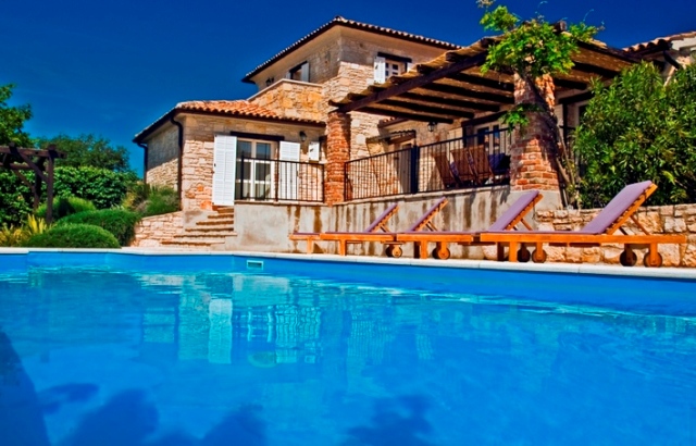 VILA CHONDRILLA - Orbani